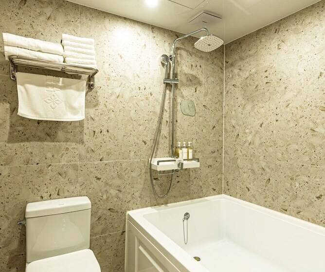 Семейный Номер, The Grang Seogwipo