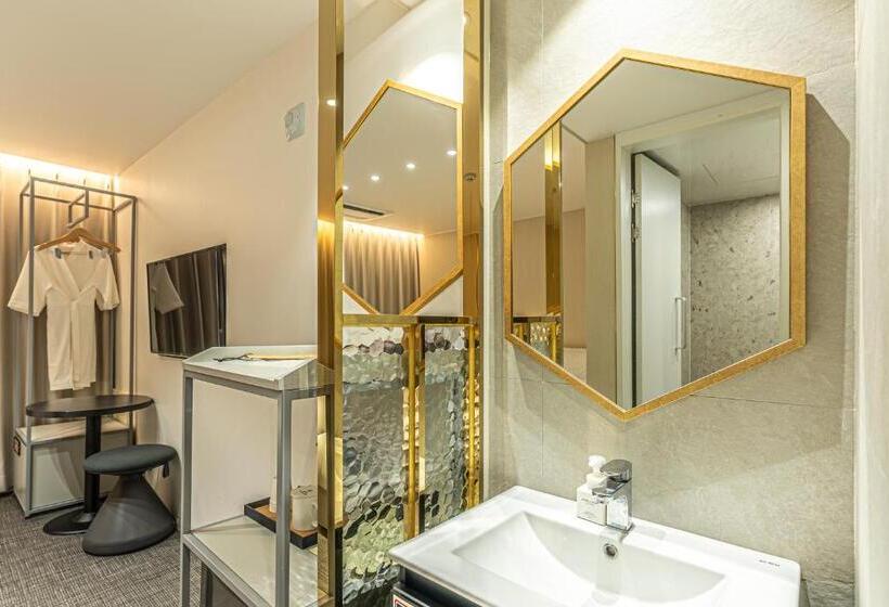 Номер Стандарт, The Grang Seogwipo