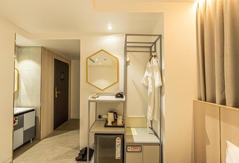 Семейный Номер Deluxe, The Grang Seogwipo