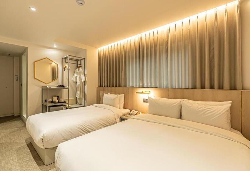 Семейный Номер Deluxe, The Grang Seogwipo