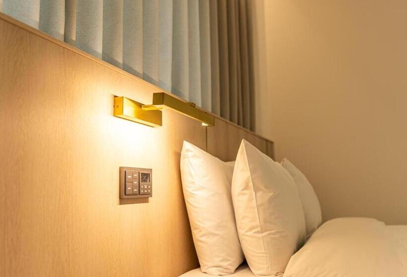 Семейный Номер Deluxe, The Grang Seogwipo