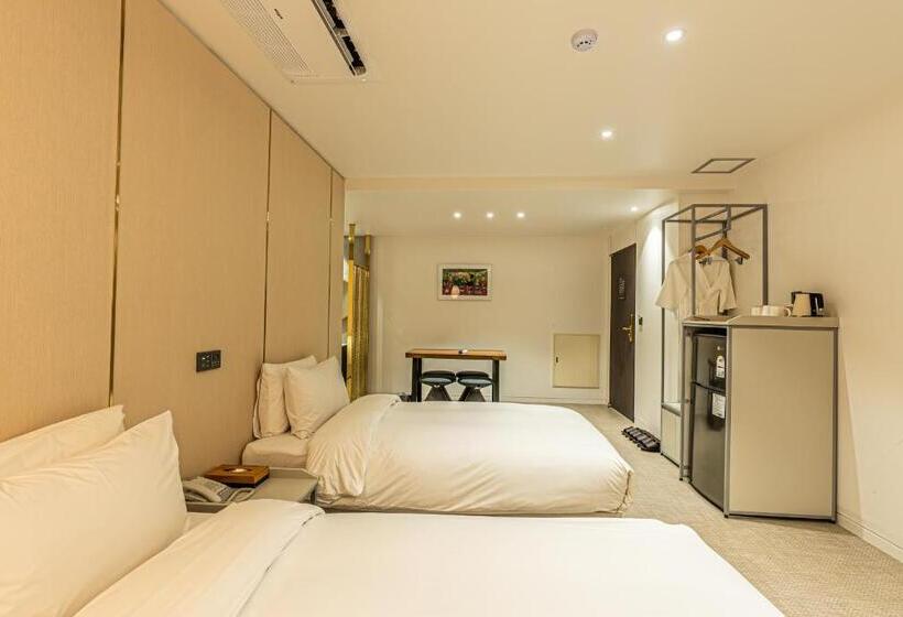 Семейный Номер, The Grang Seogwipo