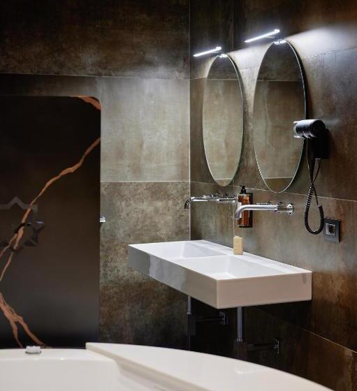 اتاق لوکس, Mamaco Foggia Centro