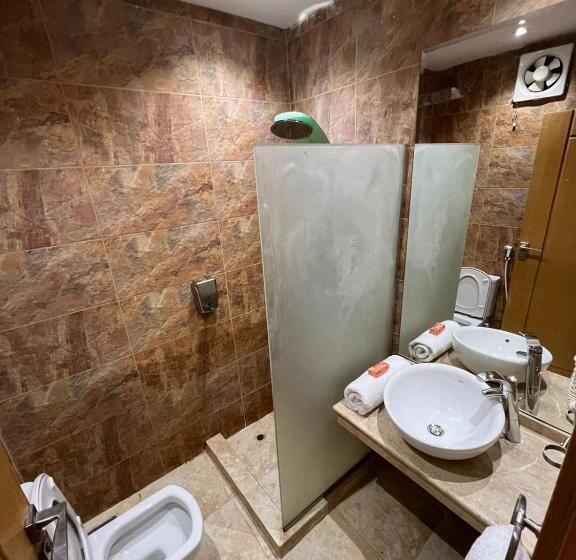 اتاق لوکس با بالکن و چشمانداز دریا, Sea View House