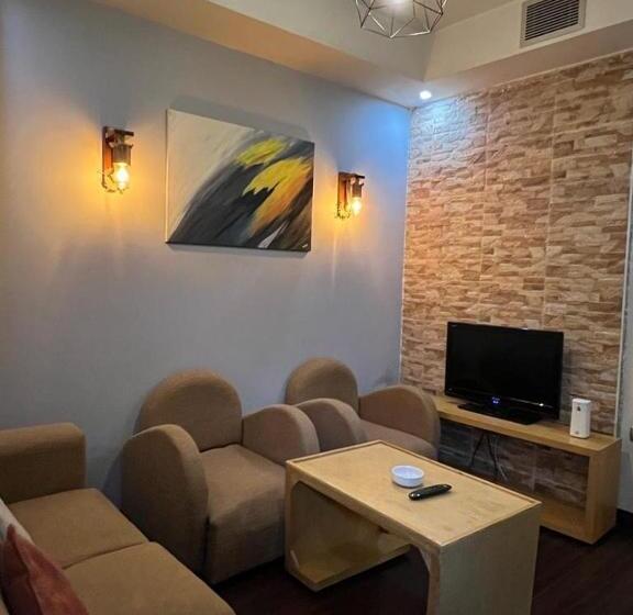 اتاق لوکس با بالکن و چشمانداز دریا, Sea View House