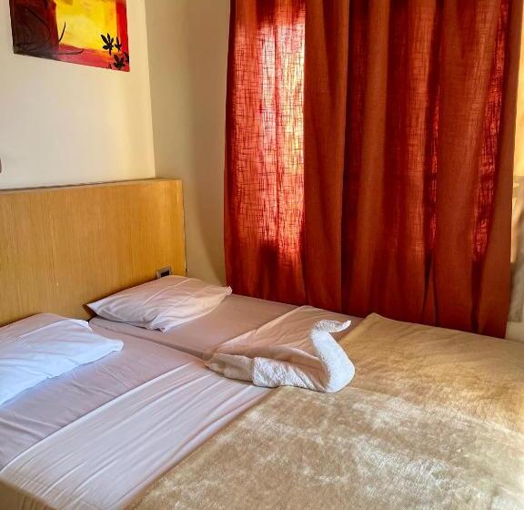 اتاق استاندارد چهار تخته با چشمانداز دریا, Sea View House