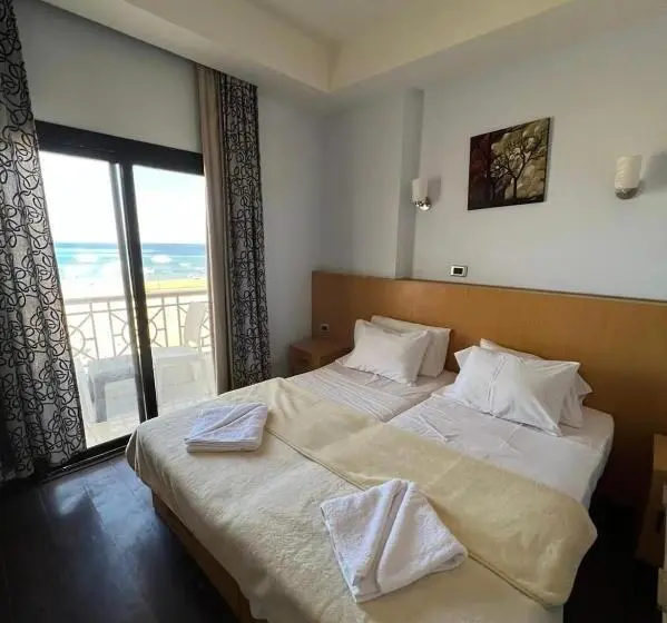 اتاق استاندارد چهار تخته با چشم‌انداز دریا, Sea View House