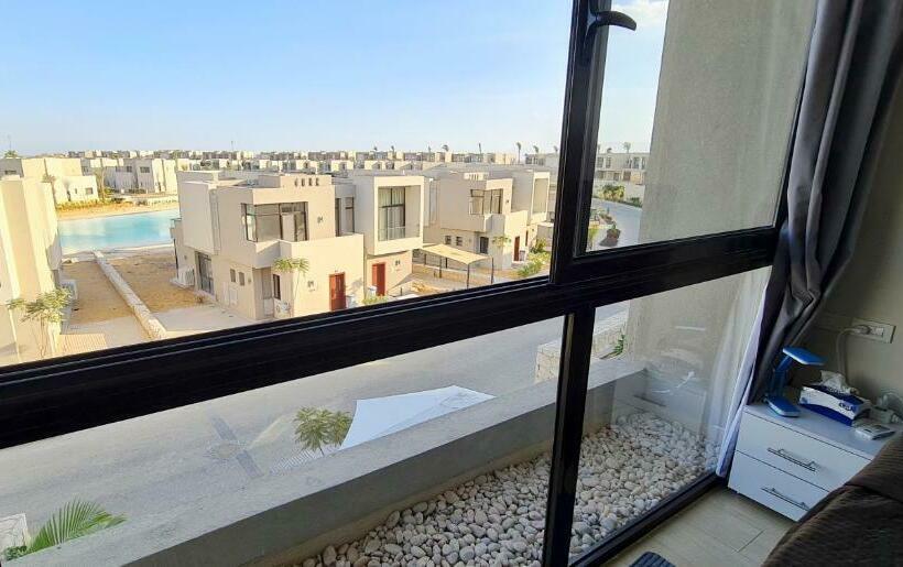 اتاق استاندارد با چشم‌انداز استخر, Ain Sokhna  Cosmopolitan   Half Board