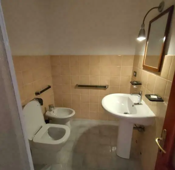 اتاق اکونومی, Estoril Hotel   Apartments