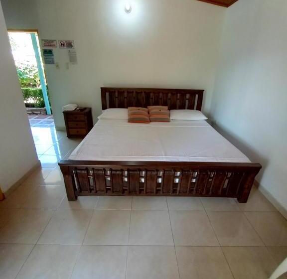 Habitación Estándar, Brisas De Neguanje