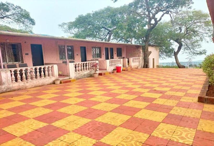 اتاق راحتی سه تخته, Dwarka