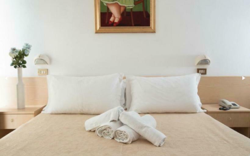 חדר אקונומי יחיד, Esperia Family