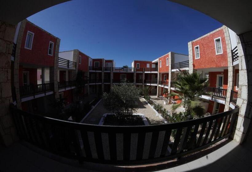 آپارتمان 3 خوابه, Estoril Hotel Apartments