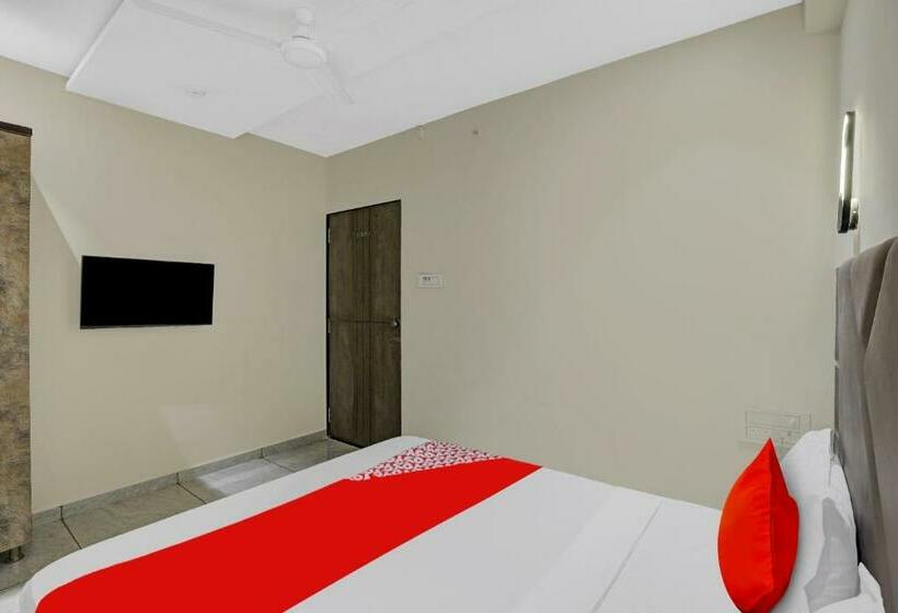 デラックスルーム, Shree Palace