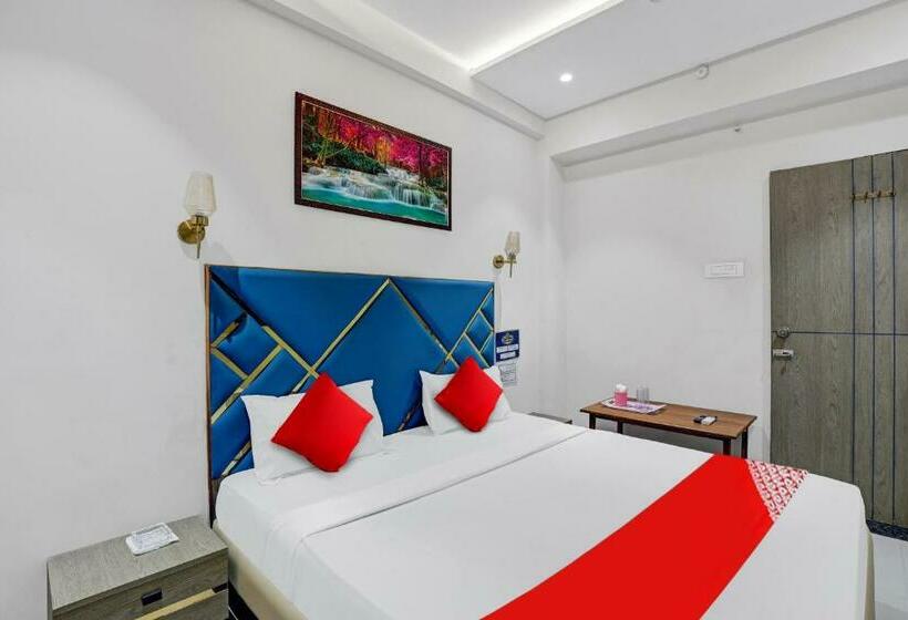 デラックスルーム, Shree Palace