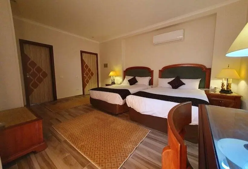 اتاق لوکس, Kemet Boutique