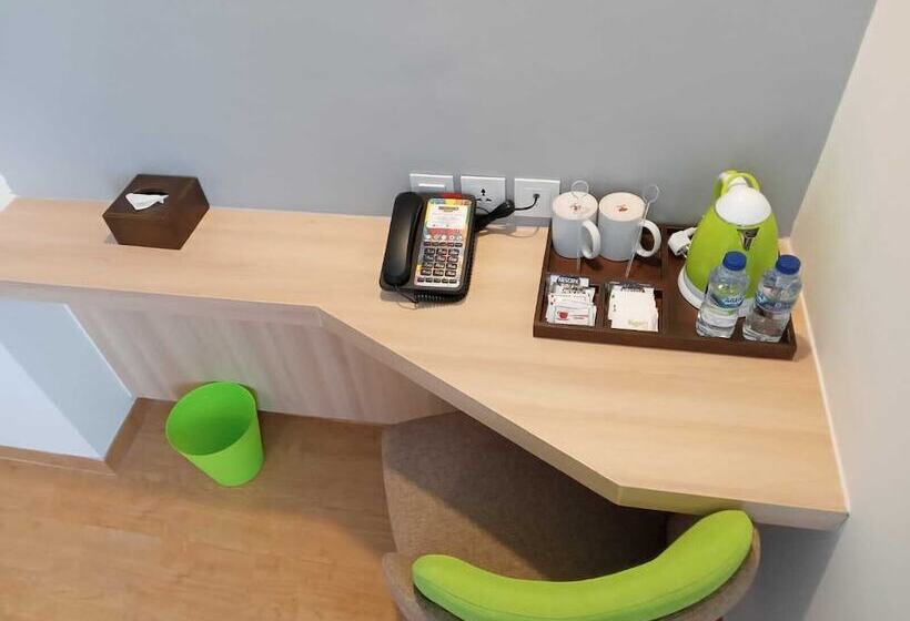 高级大房间, Maxonehotels At Jayapura