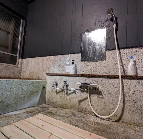 חדר סטנדרט חדר אמבטיה משותף, Baco Myoko Akakura