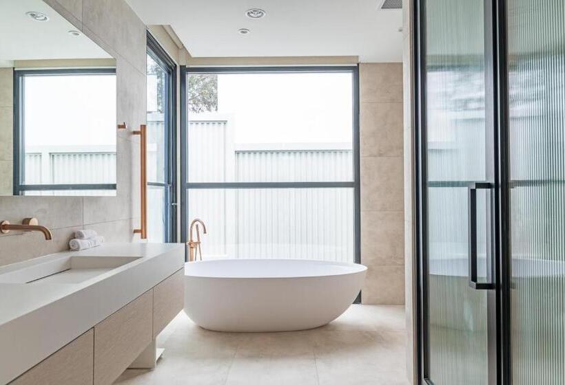 Президентский Люкс, Beresford Estate