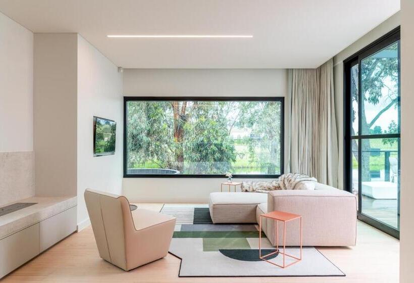 Президентский Люкс, Beresford Estate