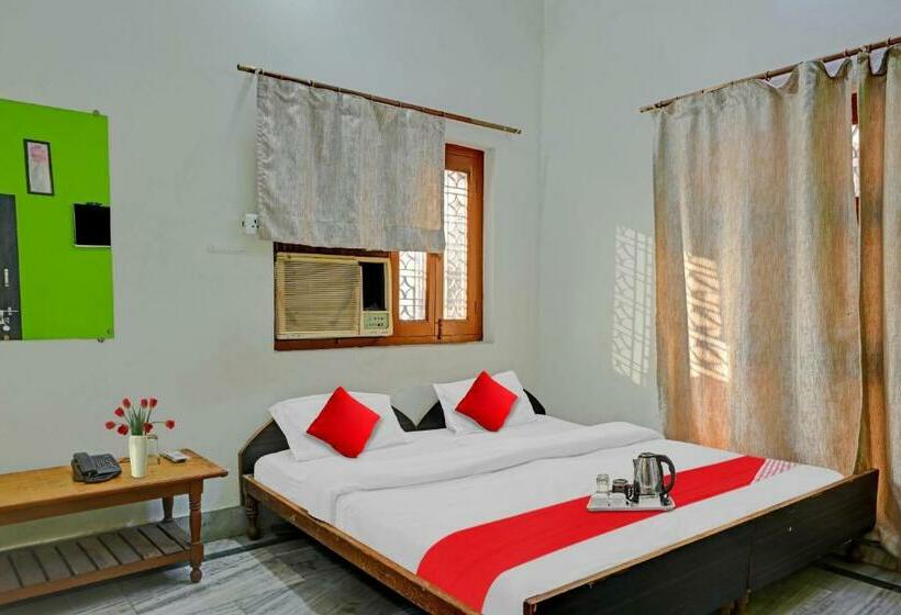 Трехместный Номер Классика, Flagship Rahi Paying Guest House