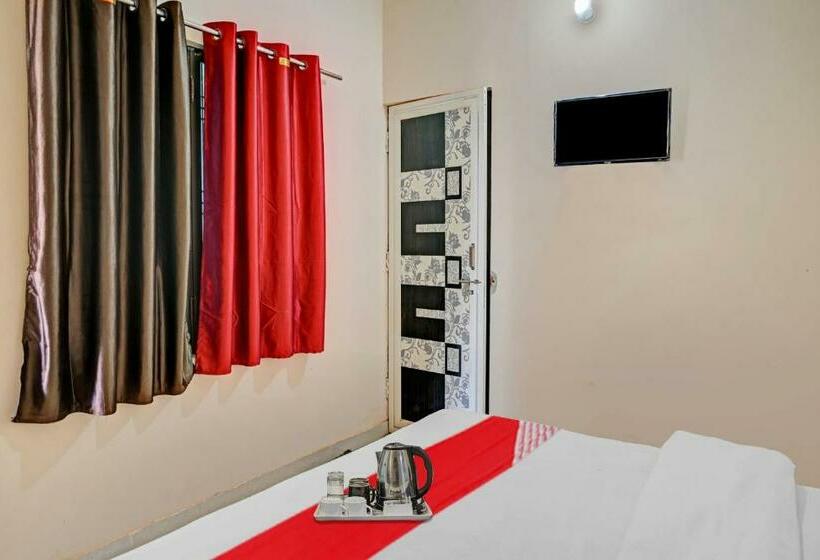 トリプルクラシックルーム, Flagship Rahi Paying Guest House