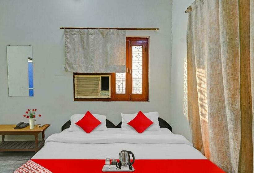 トリプルクラシックルーム, Flagship Rahi Paying Guest House