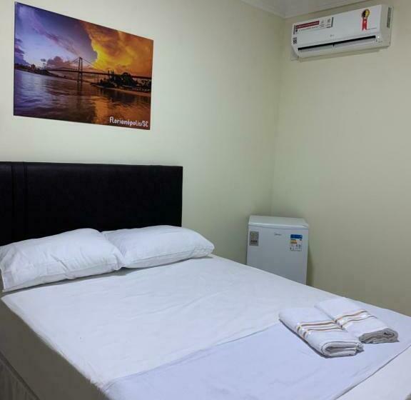 غرفة قياسية مزوَّدة بشُرفة, Floripa Flat