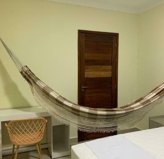 غرفة قياسية مزوَّدة بشُرفة, Floripa Flat