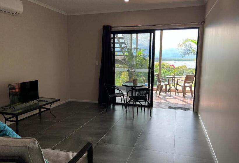 اتاق استاندارد با چشم‌انداز دریا, The Orchid Suite   Apartment In Cooktown