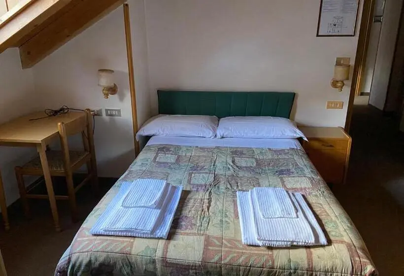 اتاق استاندارد, Dolomites Hotel La Meridiana