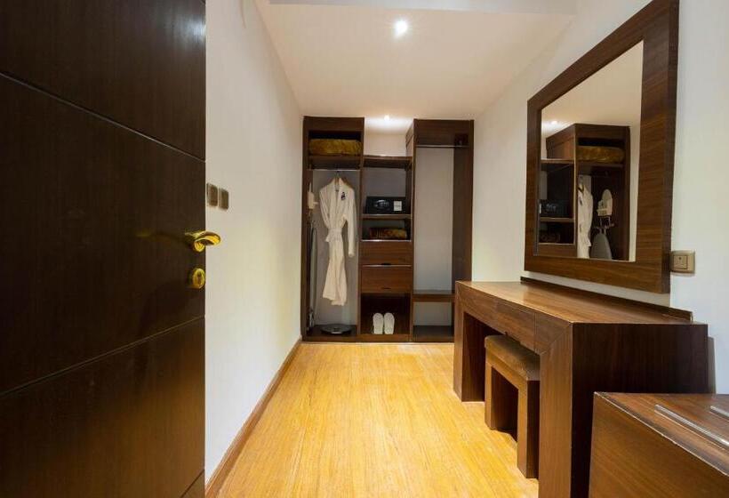 Suíte Cama King, Mira Business