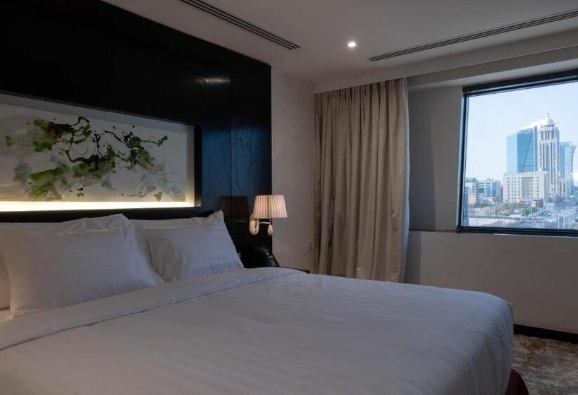 Suíte Cama King, Mira Business