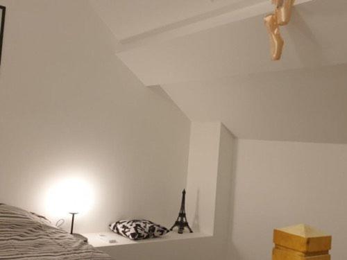 标准三人间, La Picardière