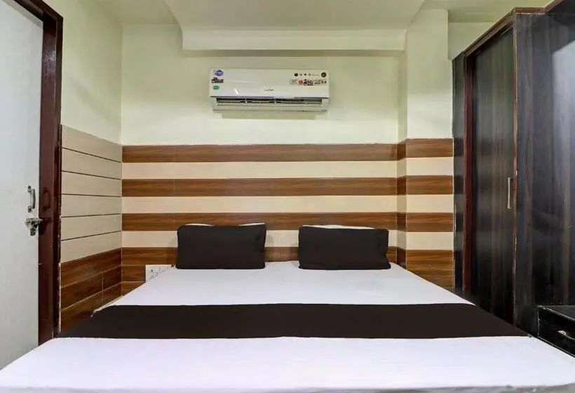 اتاق کلاسیک سه تخته, Collection O The Legend Hotel, Hisar