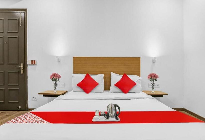 トリプルクラシックルーム, Flagship  Rudra Grand Near Chhatarpur Metro Station