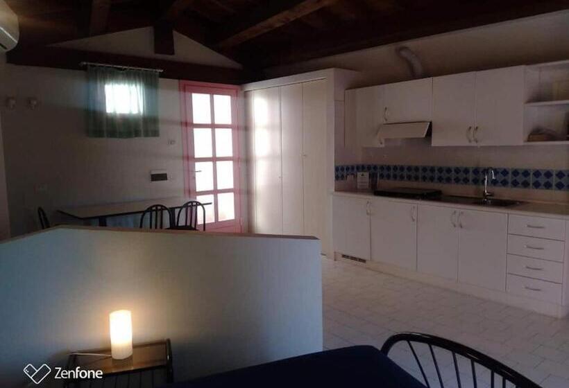 スタンダードスタジオ, Locanda La Cavallina