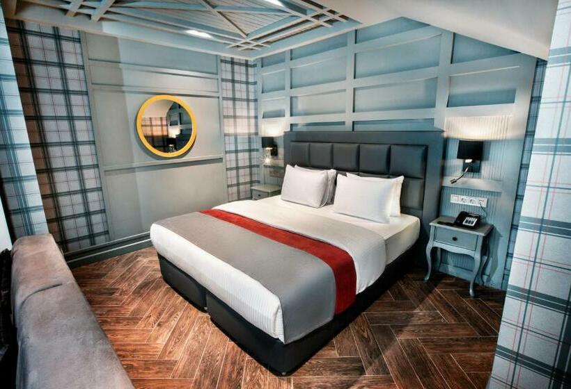 اتاق لوکس با تخت بزرگ, Ramada By Wyndham Erzurum