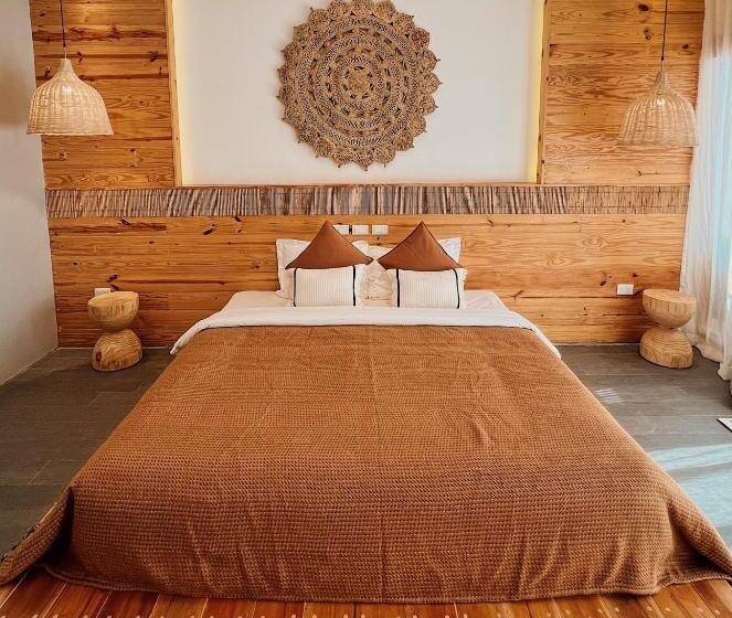 اتاق استاندارد با چشم‌انداز استخر, Molly Resort Bohol
