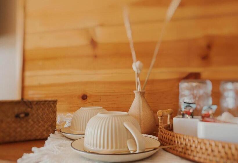 اتاق استاندارد با چشمانداز استخر, Molly Resort Bohol