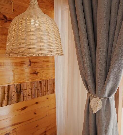 اتاق لوکس, Molly Resort Bohol