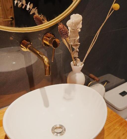 اتاق لوکس خانوادگی, Molly Resort Bohol