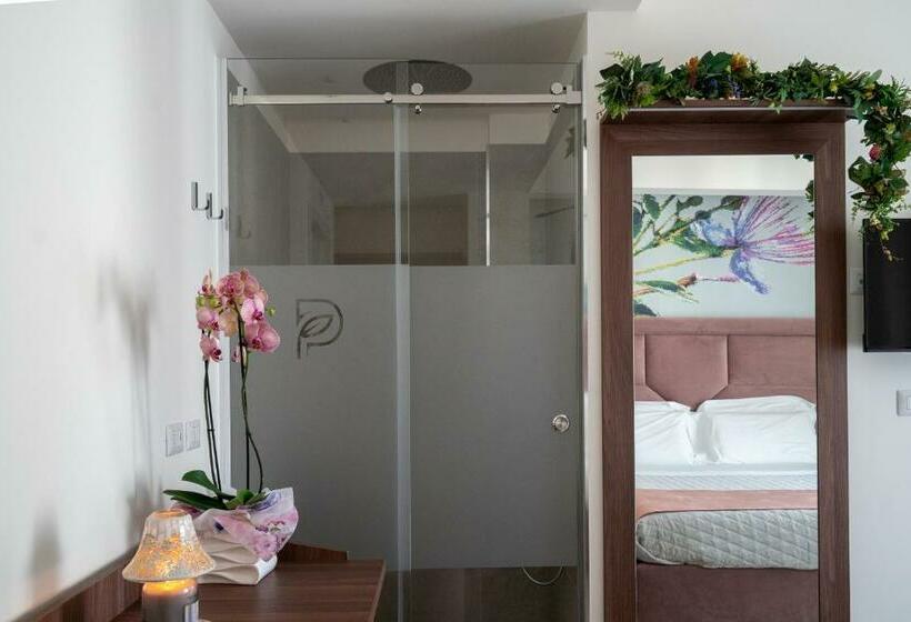 标准间带阳台, Profumi Di Primavera Luxury Rooms & Suite