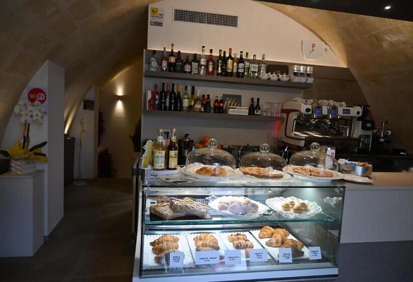 带大床的高级房间, Profumi Di Primavera Luxury Rooms & Suite