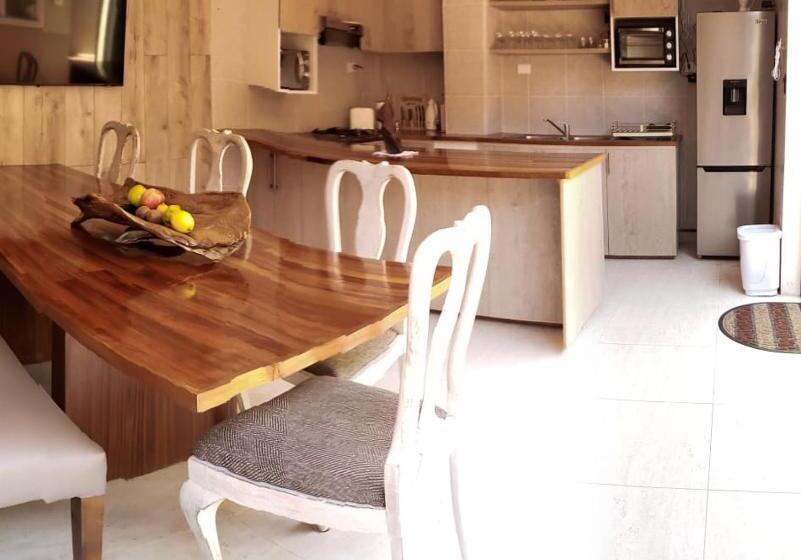 استودیو خانوادگی, Casa Hostal Paso Por La Serena