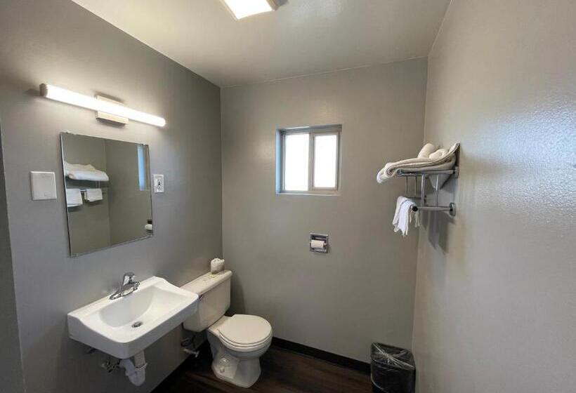 غرفة قياسية فردية, Holiday Motel