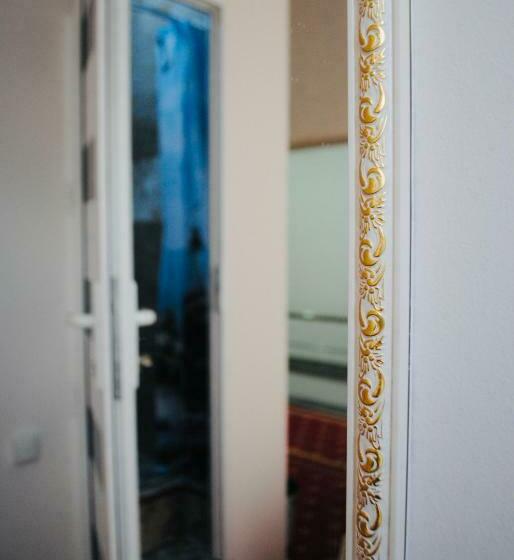 غرفة قياسية, Erebuni Plaza