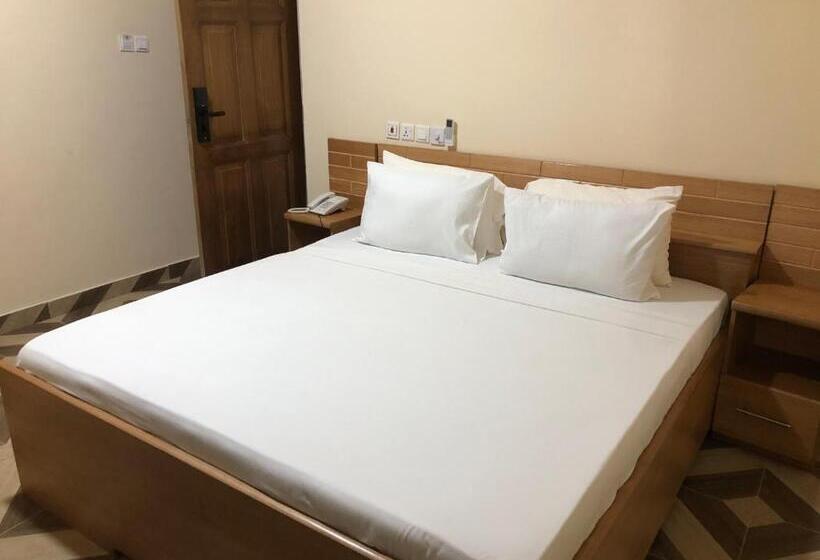 غرفة ديلوكس, Gidi Lodge