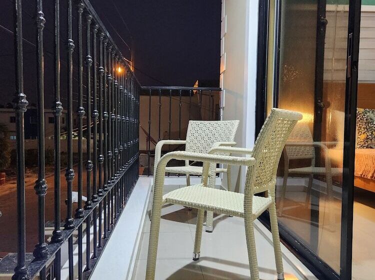 اتاق لوکس, La Casona Mc