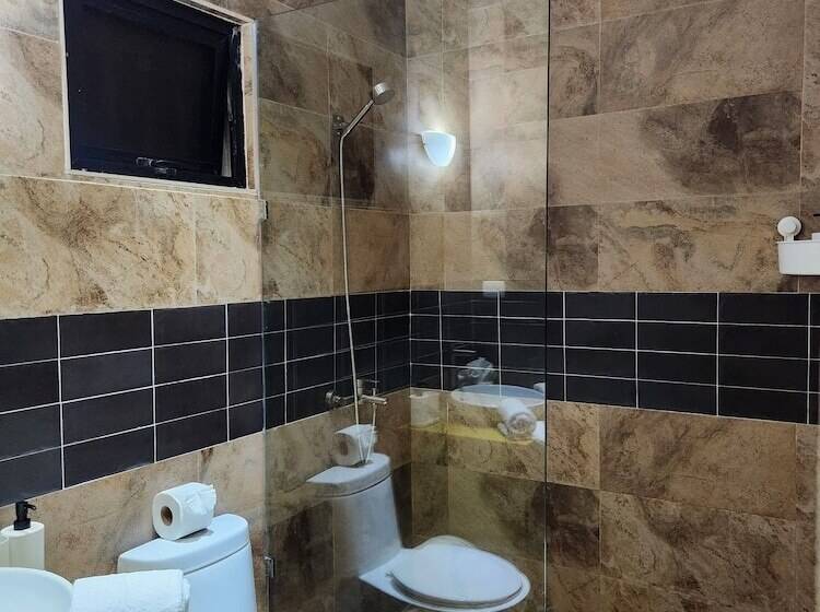 اتاق لوکس, La Casona Mc